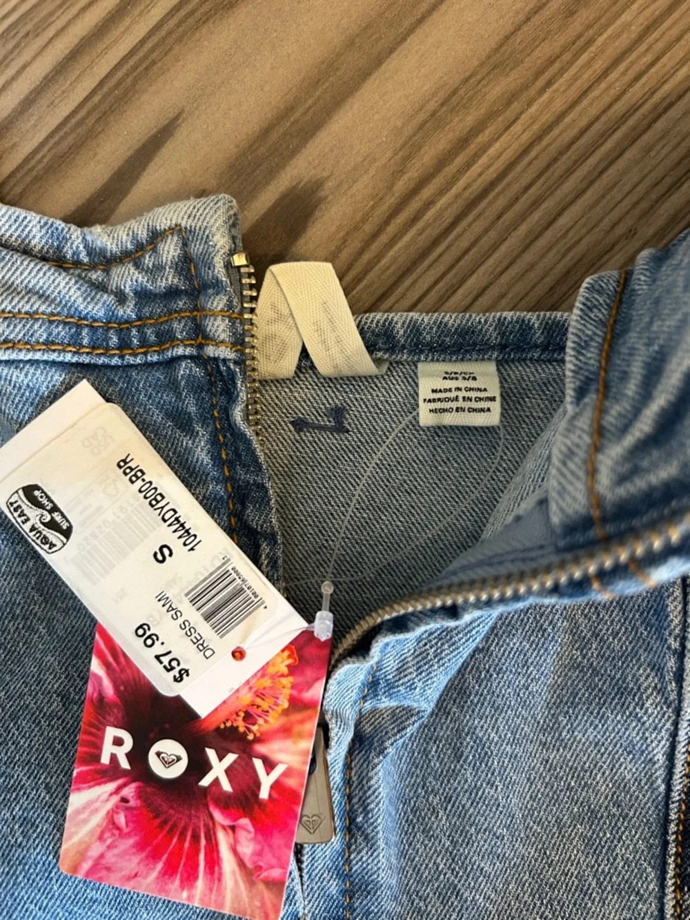 Roxy Two-Tone Light Blue Denim Zip Mini Dress - Picture 2 of 6